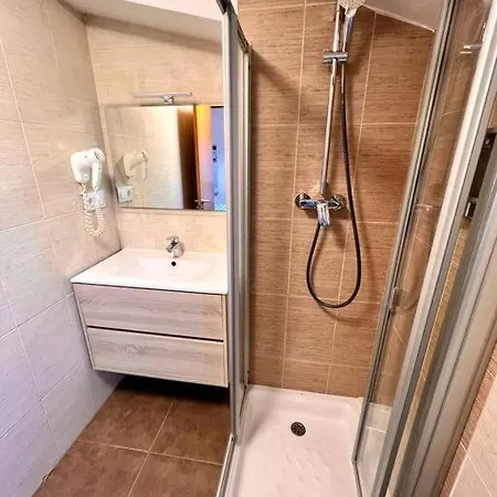 Zzz Apartment